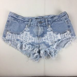 ***FLASH SALE!!!** BILLABONG AZTEC DENIM SHORT
